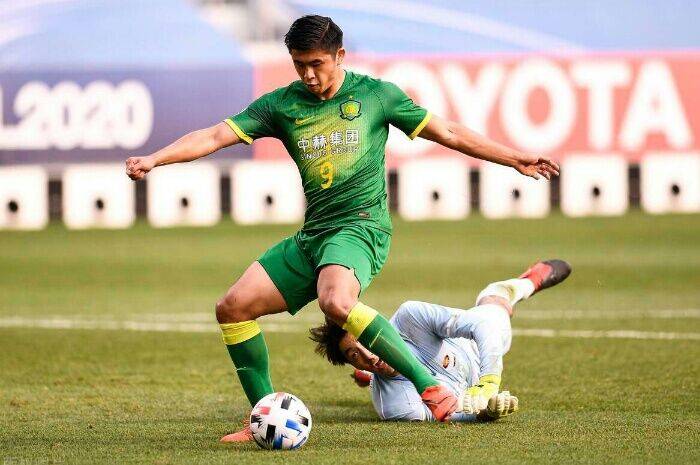 今夜孟菲斯灰熊单刀错失——亚冠节点到来，悬念犹存，资深球员宣示担当的简单介绍