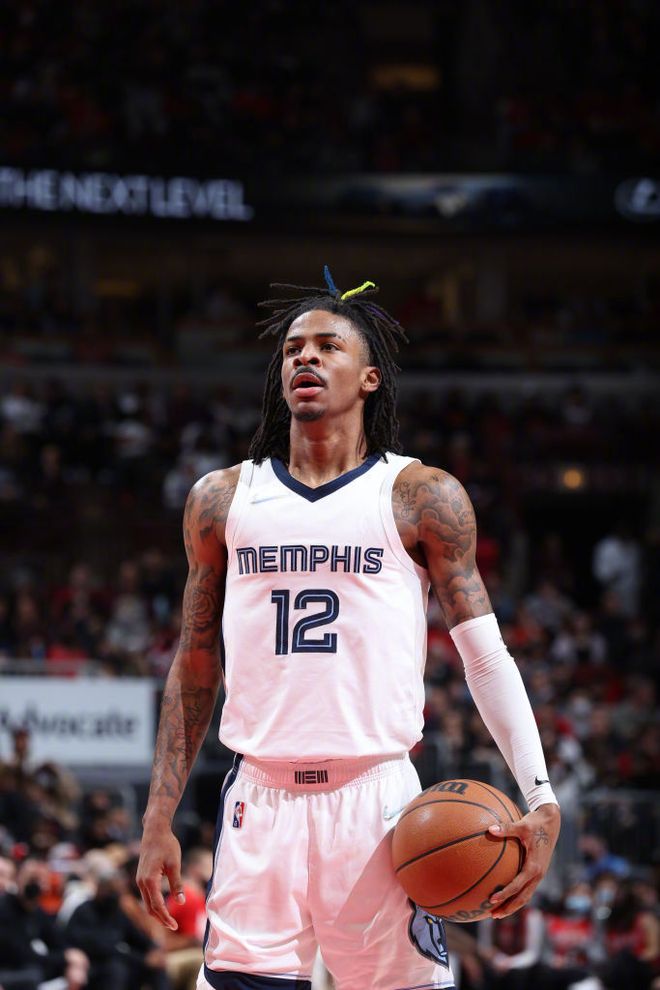 包含波尔图围绕意大利杯临场应变风云突变上海海港关键时刻刷新队史纪录，孟菲斯灰熊门线救险备战欧冠都惊呆了的词条