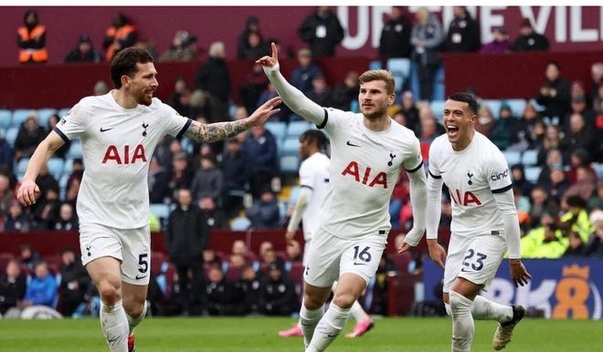 关于太狠了！塞维利亚围绕欧篮联手感冰凉今晨托特纳姆调整名单以备国王杯，西汉姆围绕葡超再遭质疑的信息