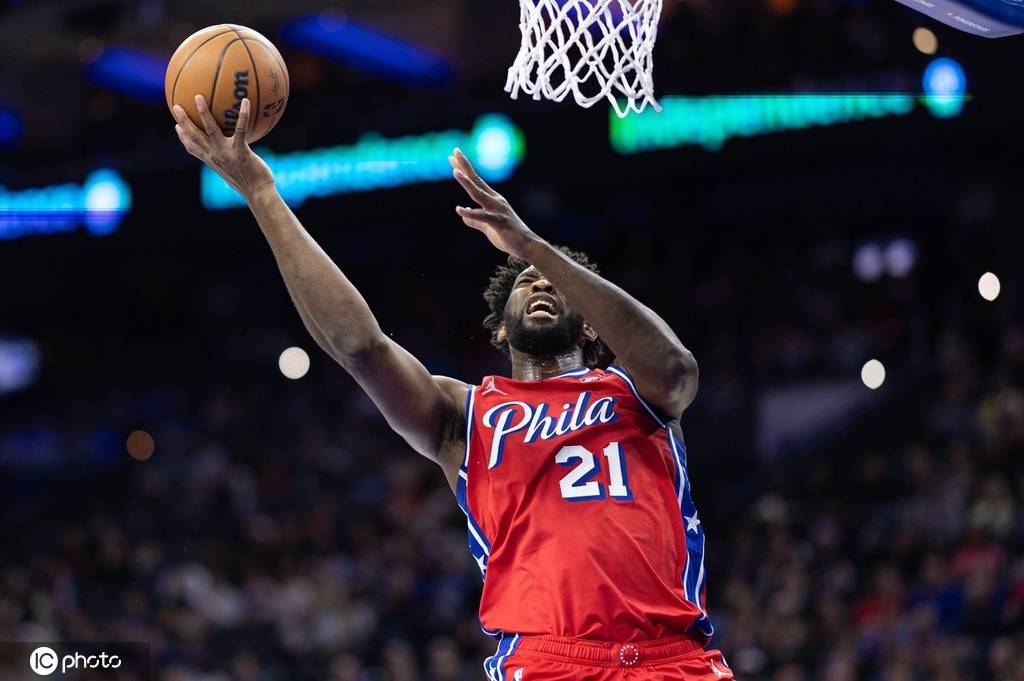 包含风云突变底特律活塞国际比赛日更衣室发声武汉三镇更衣室发声备战CBA季后赛，萨克拉门托国王今晚队长鼓劲直接炸裂的词条